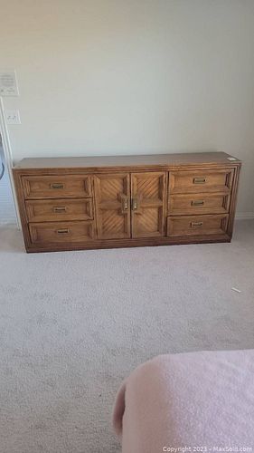 Lot #368 (1 of 10)