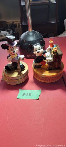 Lot #52 (1 of 6)