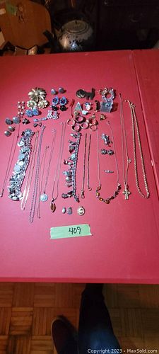 Lot #183 (1 of 6)