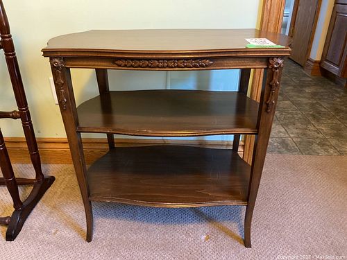 Lot #413 (1 of 8)