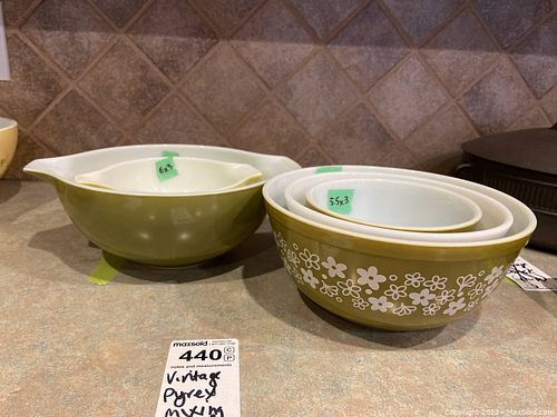 Lot #440 (1 of 9)