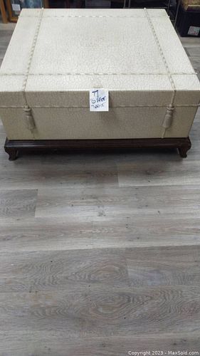 Lot #77 (1 of 5)
