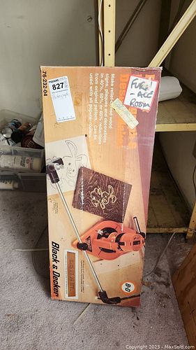 Lot #827 (1 of 7)