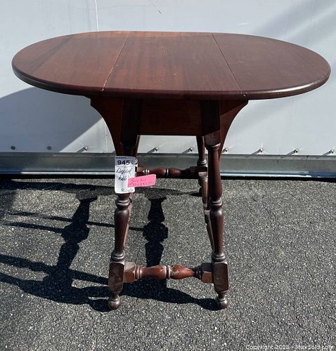 Lot #945 (1 of 10)