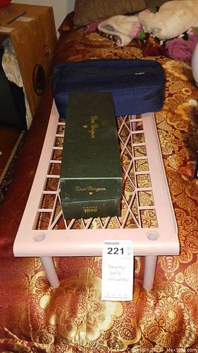 Lot #221 (1 of 4)