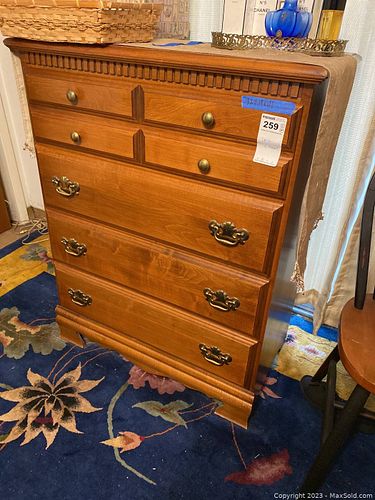 Lot #259 (1 of 4)