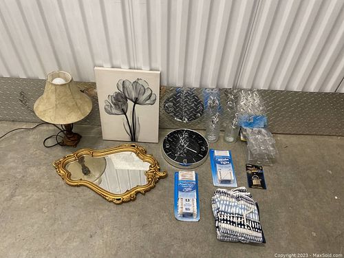Lot #28 (1 of 4)