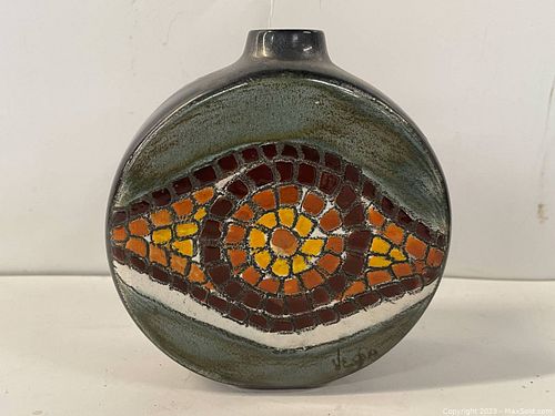 Lot #145 (1 of 3)