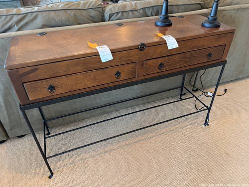 Lot #185 (1 of 8)