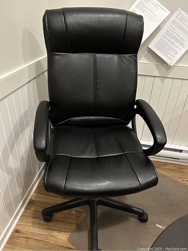 Lot #6 (1 of 1)