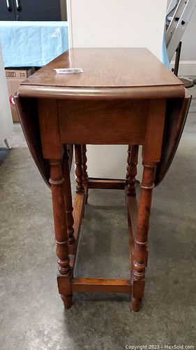 Lot #527 (1 of 9)
