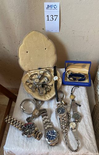 Men’s And Women’s Watches (1 of 9)