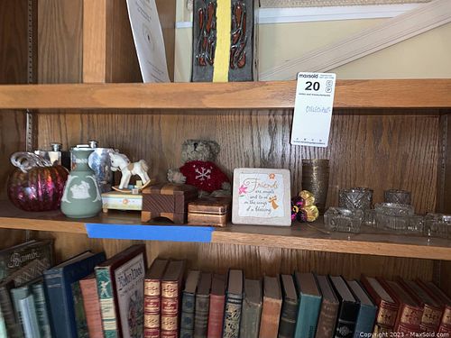 Lot #20 (1 of 5)
