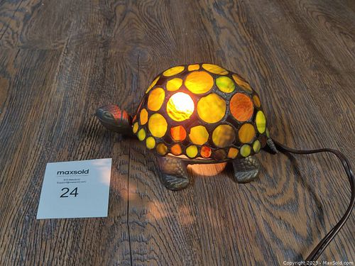 Lot #24 (1 of 14)