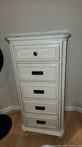 Lot #69 (1 of 14)