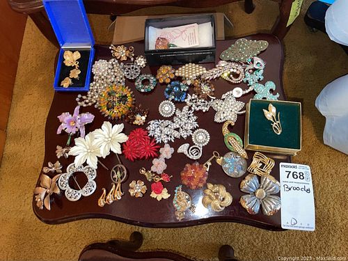 Lot #768 (1 of 13)