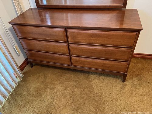 Lot #777 (1 of 13)