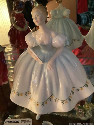 Lot #685 (1 of 6)