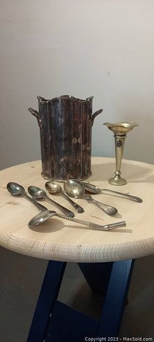 Lot #19 (1 of 4)