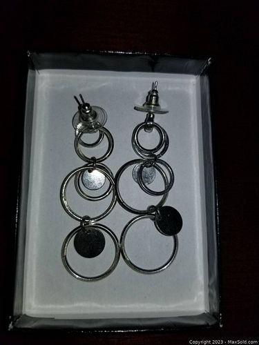 Lot #25 (1 of 3)