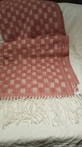 Lot #264 (1 of 4)