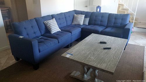 Lot #525 (1 of 11)