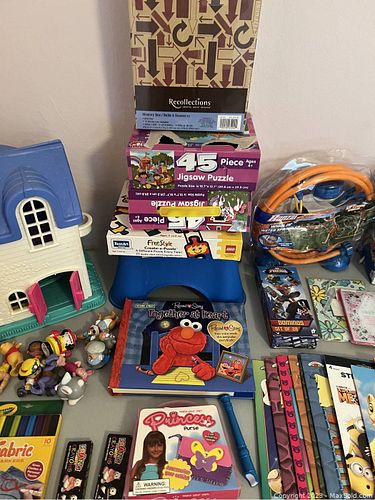 Lot #9 (1 of 4)