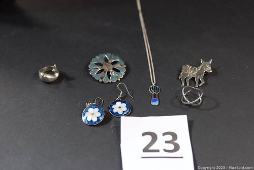 Lot #23 (1 of 14)