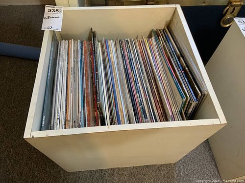 Lot #535 (1 of 9)