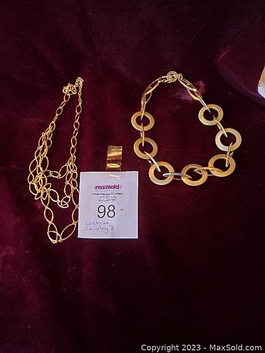 Lot #98 (1 of 13)