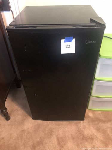 Lot #23 (1 of 5)