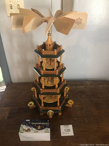 Lot #128 (1 of 8)