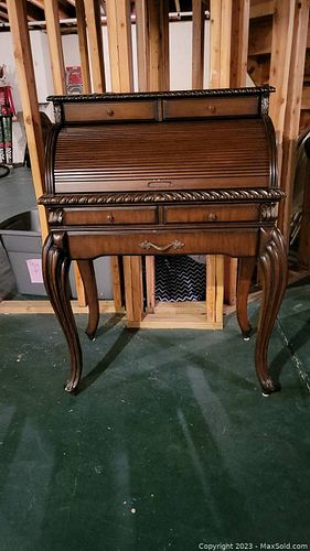 Lot #468 (1 of 18)