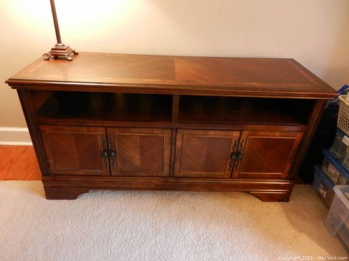 Lot #46 (1 of 6)
