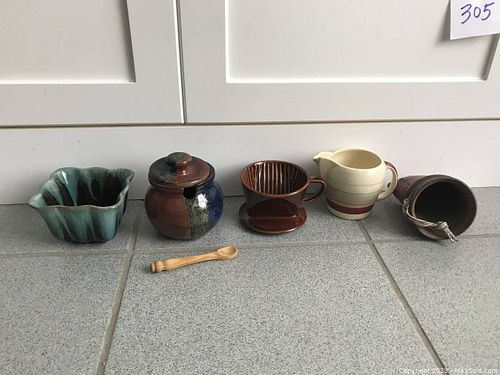 Lot #305 (1 of 11)