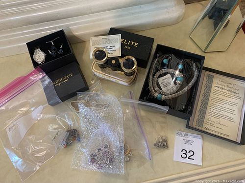 Lot #32 (1 of 6)