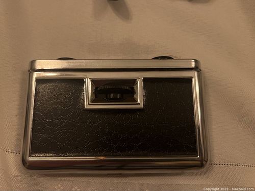 Lot #520 (1 of 3)