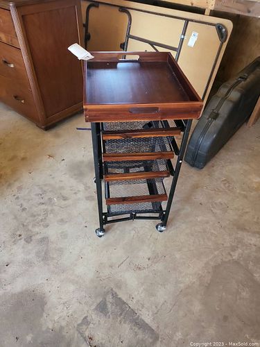 Lot #83 (1 of 8)