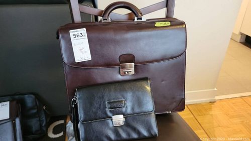 Lot #563 (1 of 10)