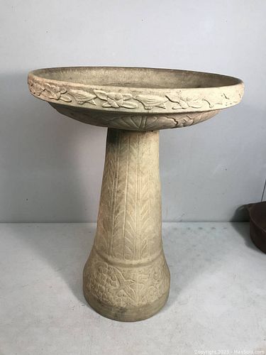 Lot #23 (1 of 17)