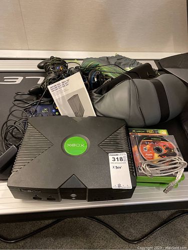 Lot #318 (1 of 18)