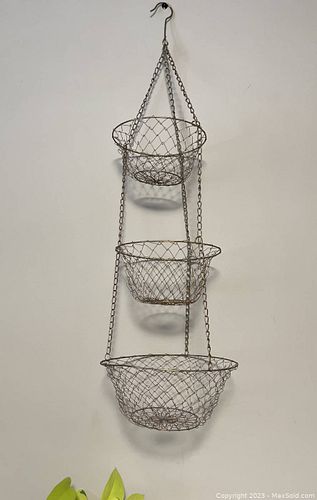 Lot #116 (1 of 3)