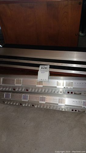 Lot #928 (1 of 7)