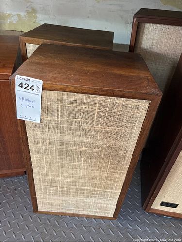 Lot #424 (1 of 4)