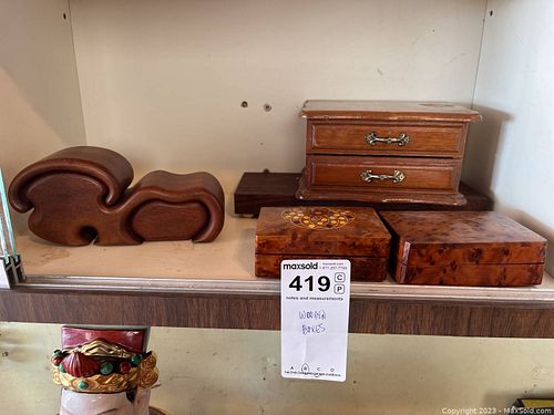 Lot #419 (1 of 7)