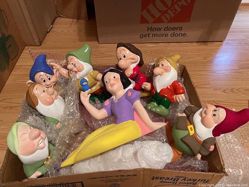 Lot #745 (1 of 9)