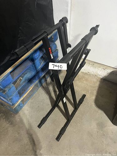 Lot #740 (1 of 3)