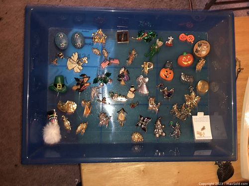 Lot #435 (1 of 5)