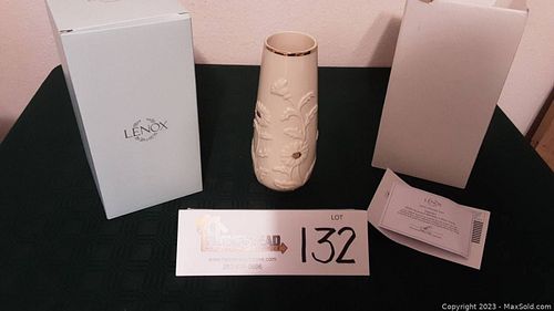 Lot #132 (1 of 10)