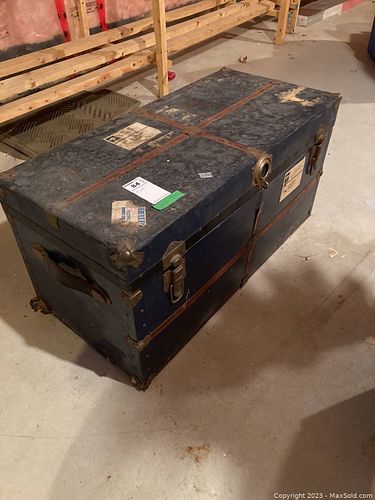 Lot #84 (1 of 13)